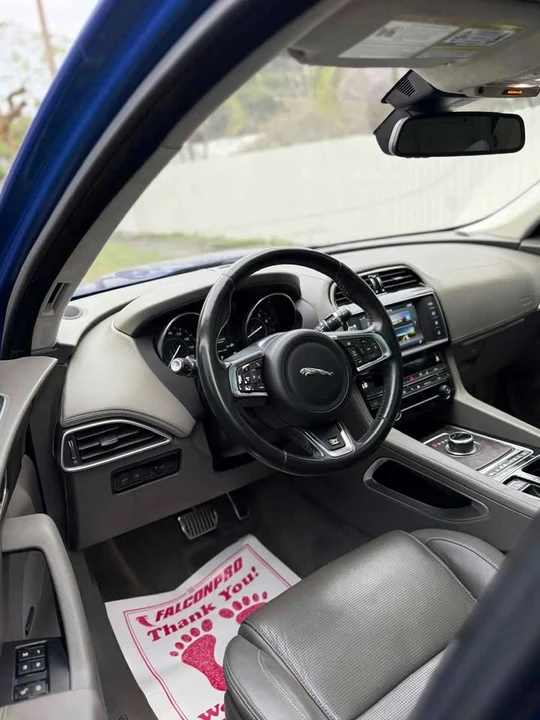 2018 Jaguar F-Pace - Image 4 of 18