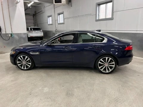 2018 Jaguar XE - Image 2 of 20