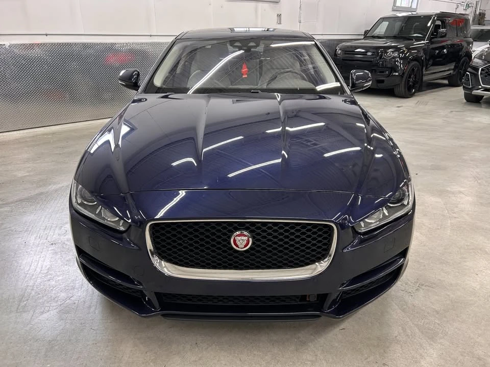 2018 Jaguar XE - Image 6 of 20
