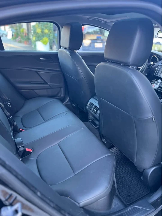 2018 Jaguar XE - Image 11 of 14