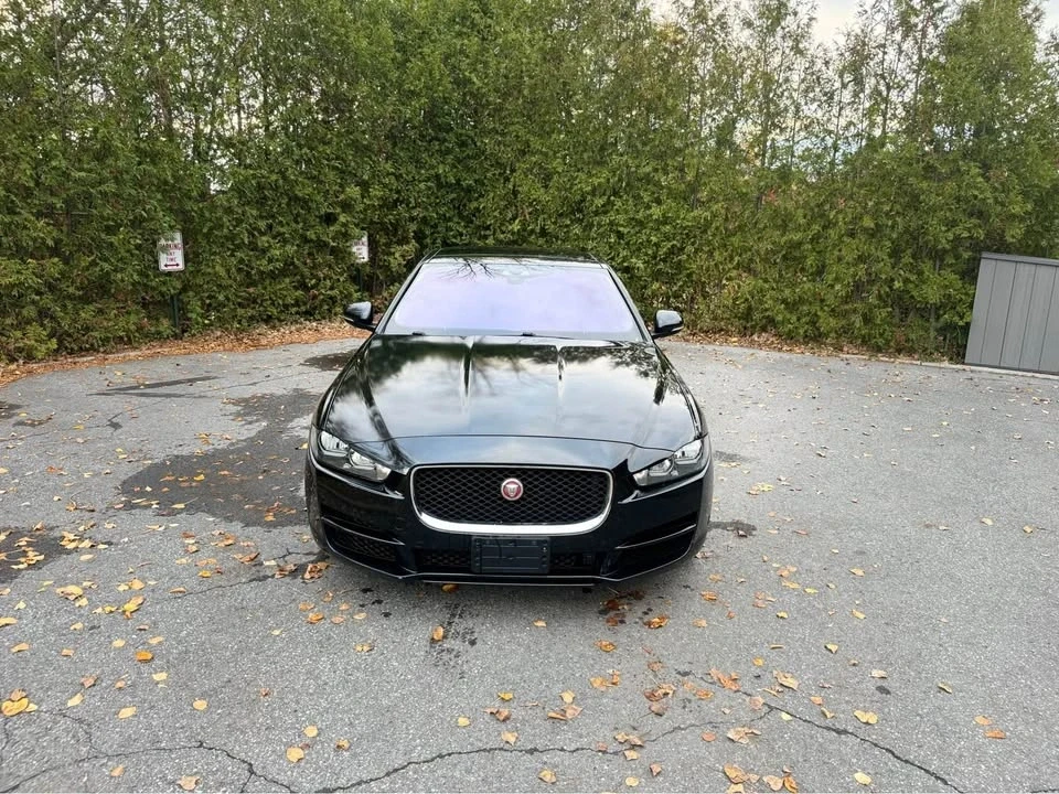 2018 Jaguar XE - Image 2 of 19