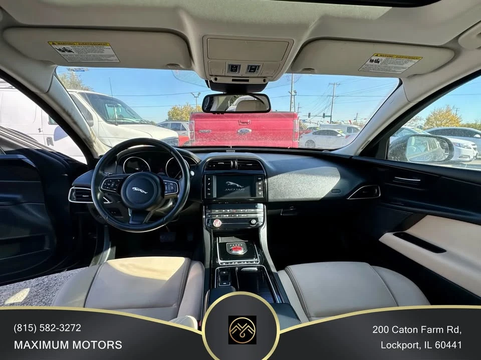 2018 Jaguar XE - Image 2 of 5