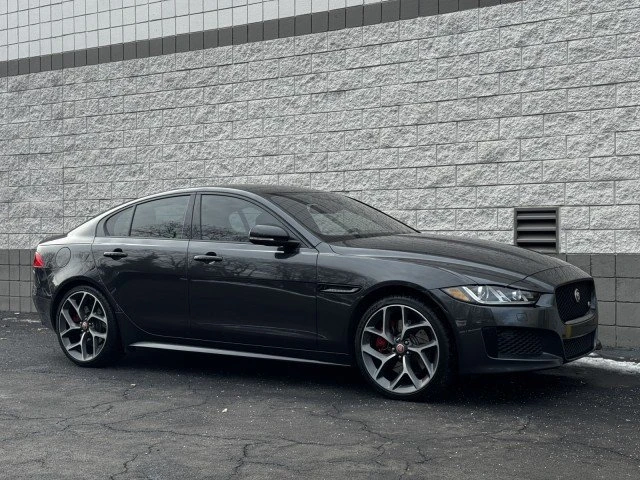 2018 Jaguar XE - Image 4 of 19