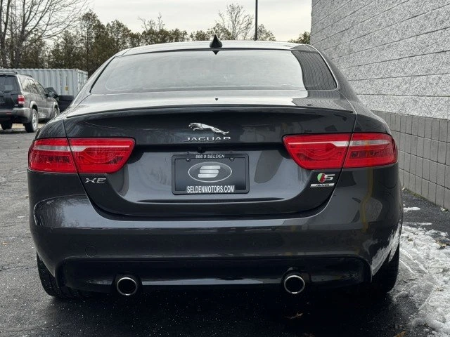 2018 Jaguar XE - Image 14 of 19