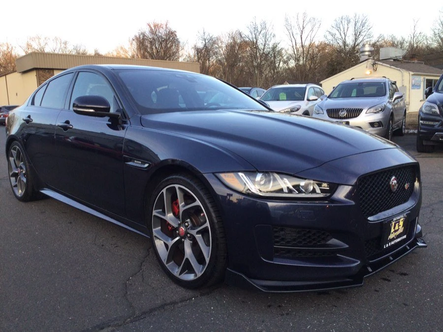 2018 Jaguar XE - Image 3 of 20