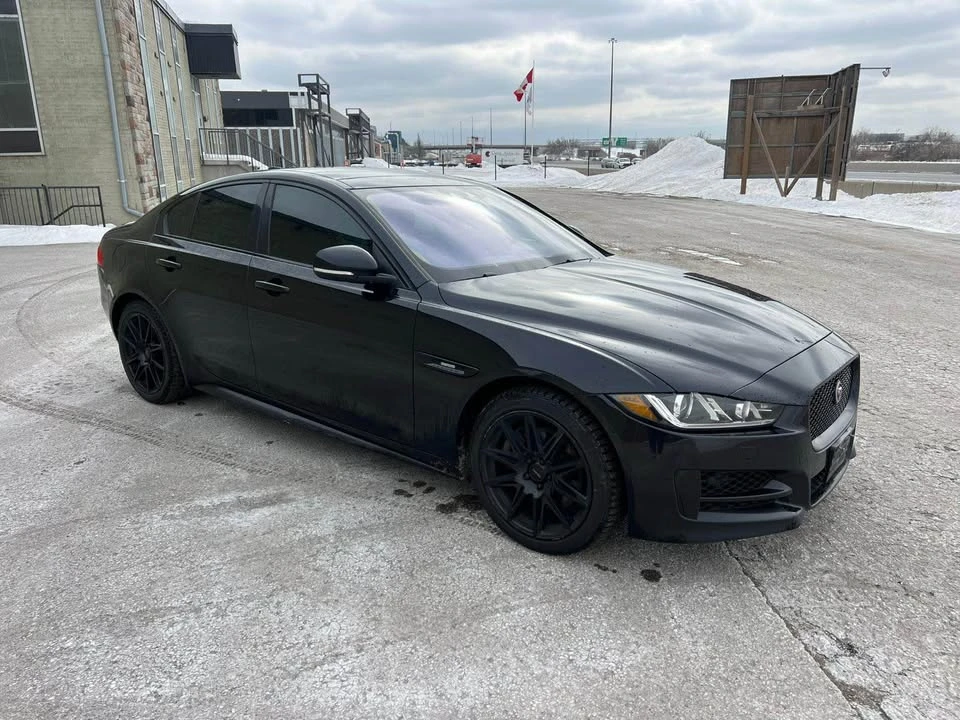 2018 Jaguar XE - Image 16 of 16