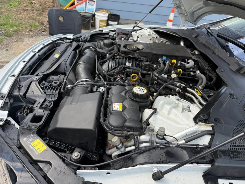 2018 Jaguar XE - Image 3 of 8