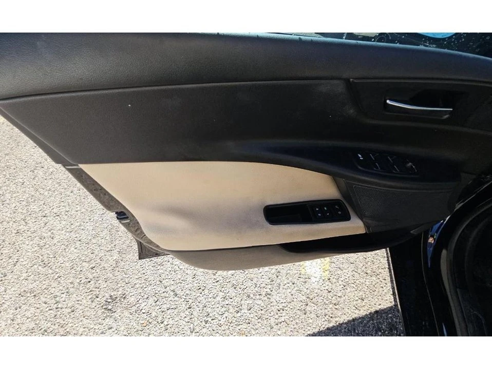 2018 Jaguar XE - Image 9 of 14