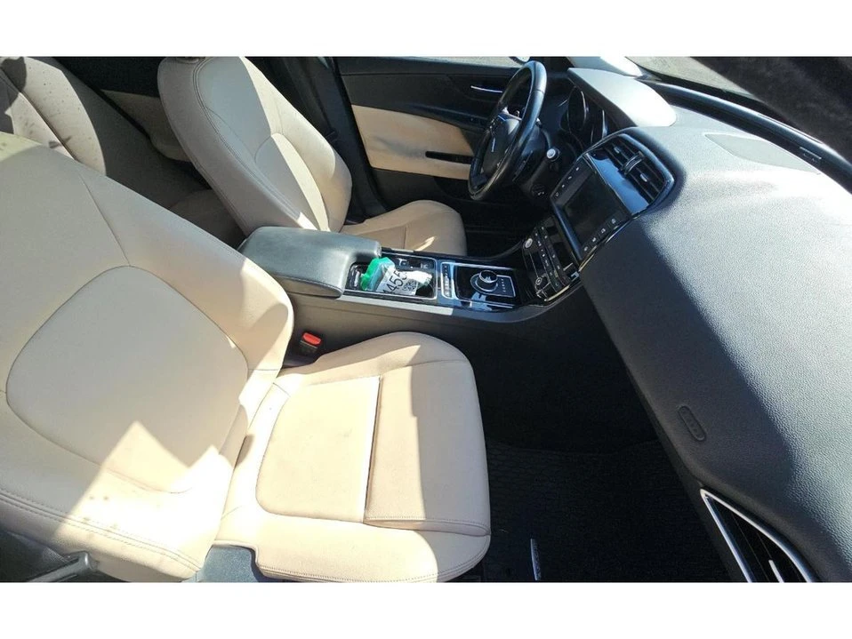 2018 Jaguar XE - Image 8 of 14