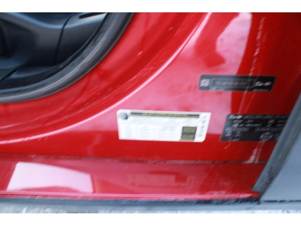 2018 Jaguar XE - Image 12 of 20