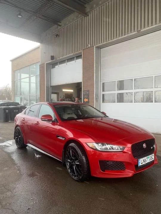 2018 Jaguar XE - Image 11 of 11