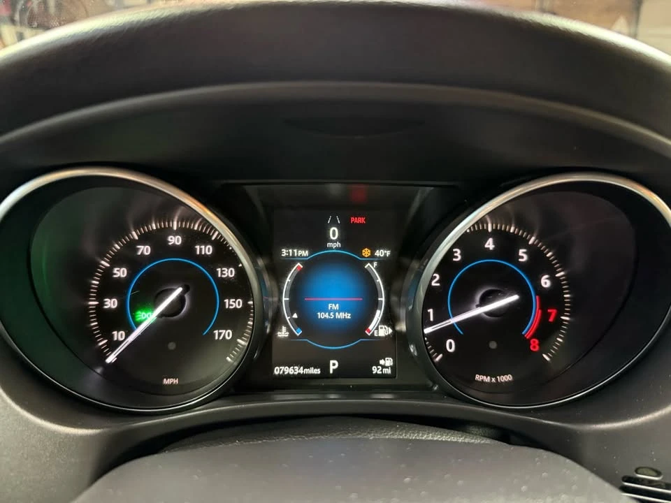 2018 Jaguar XE - Image 13 of 20
