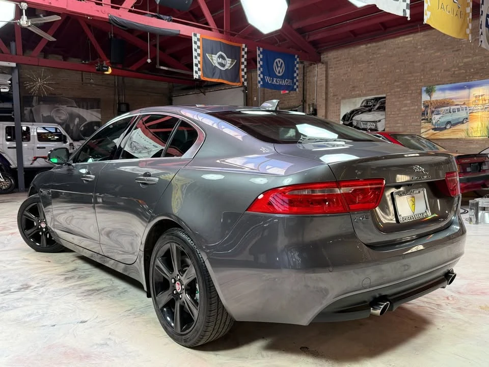 2018 Jaguar XE - Image 6 of 20