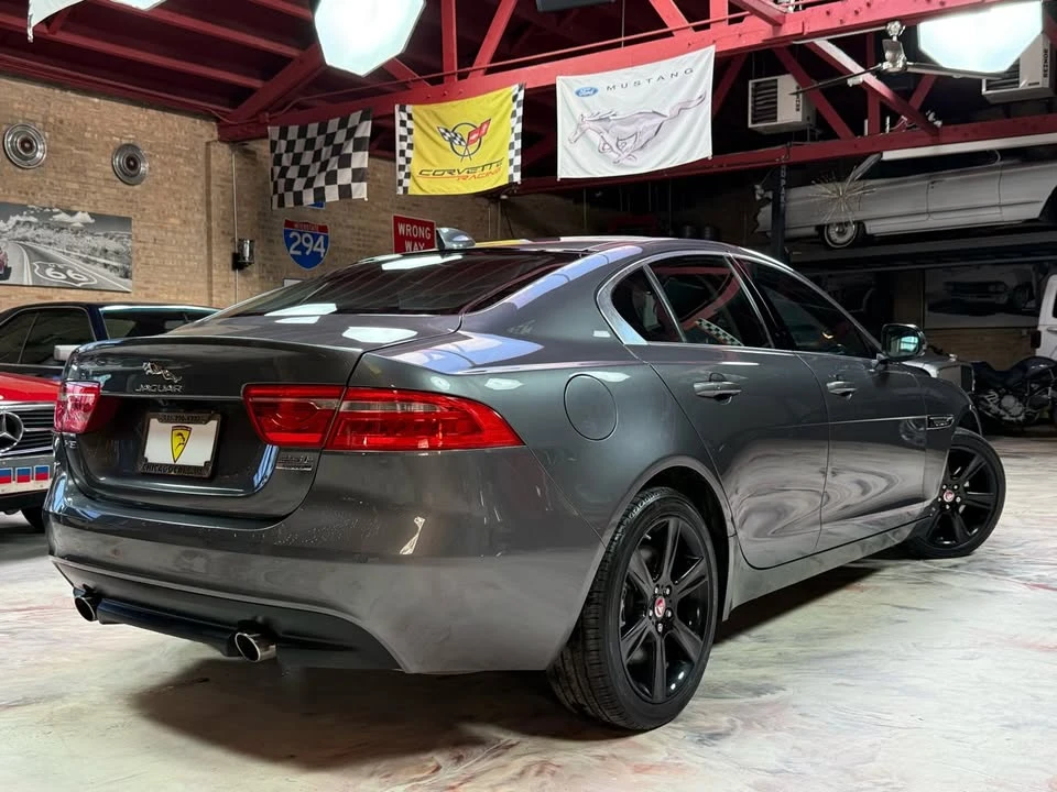 2018 Jaguar XE - Image 4 of 20