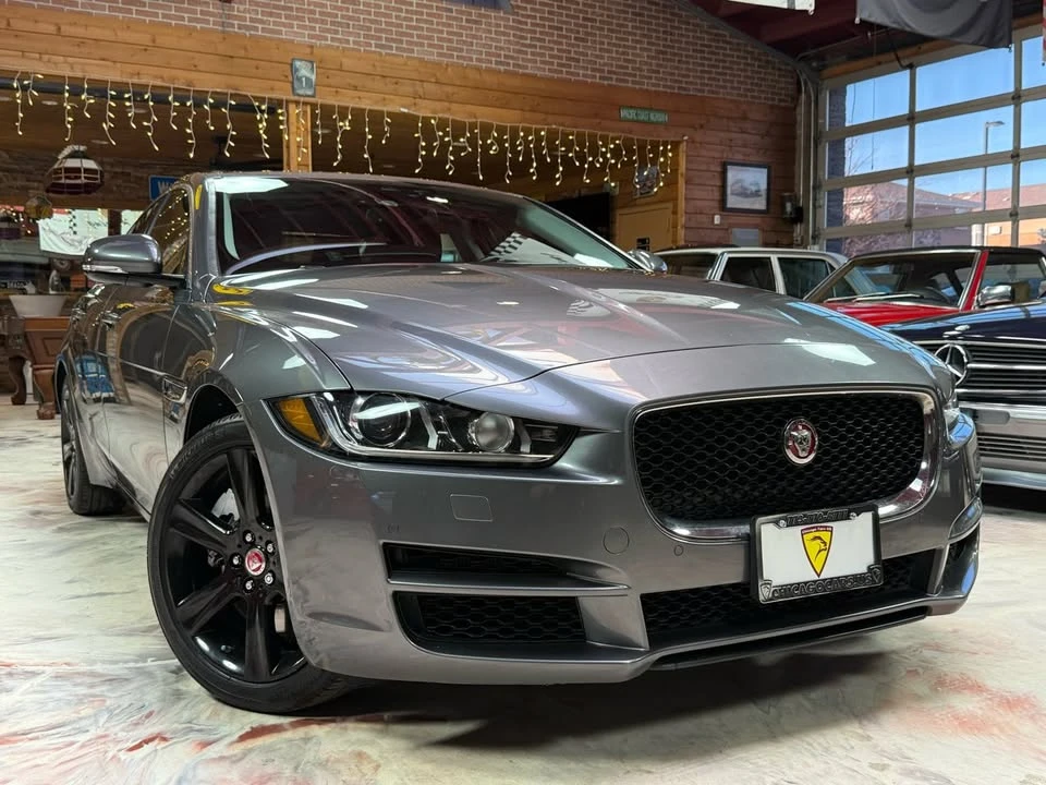 2018 Jaguar XE - Image 3 of 20