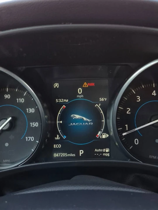 2018 Jaguar XE - Image 11 of 20