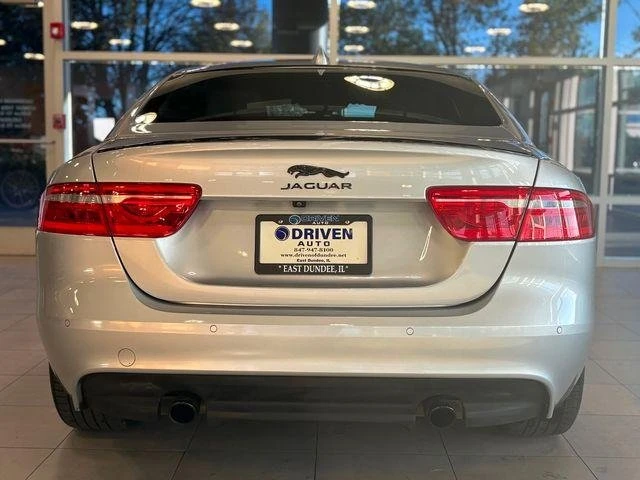 2018 Jaguar XE - Image 6 of 18