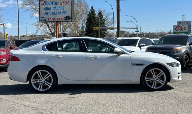 2018 Jaguar XE - Image 6 of 19