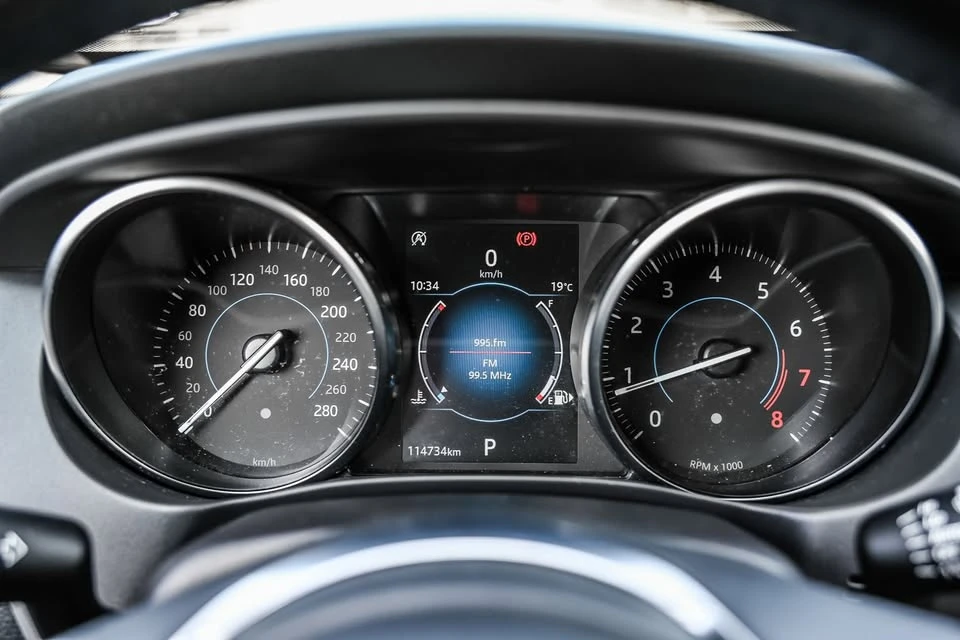 2018 Jaguar XE - Image 20 of 20