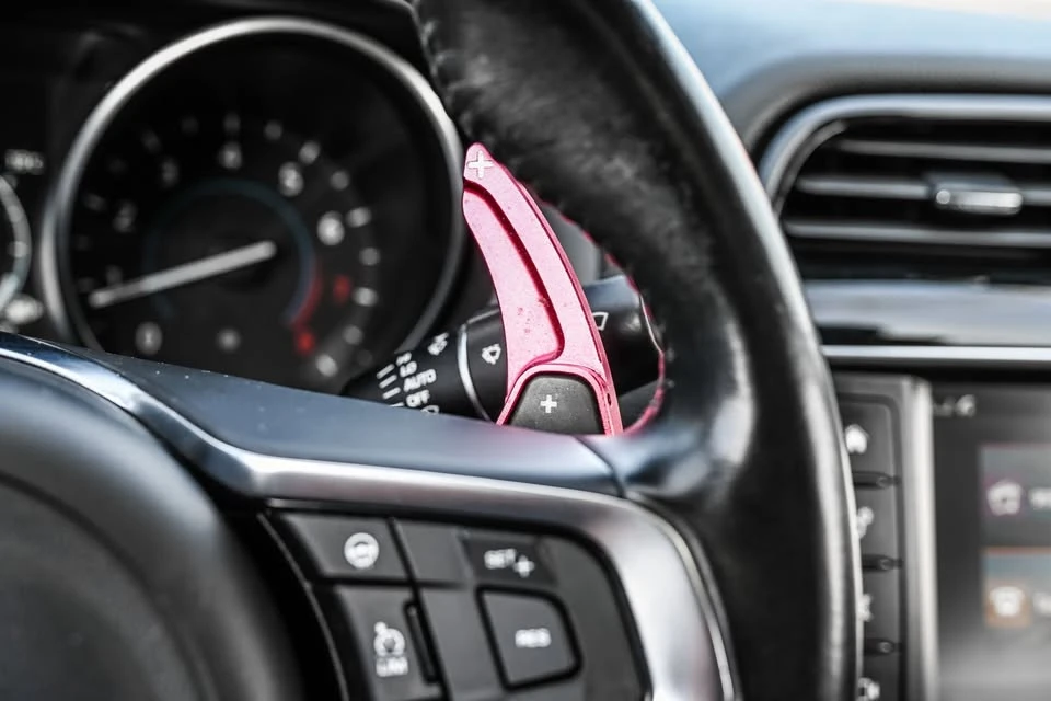 2018 Jaguar XE - Image 18 of 20