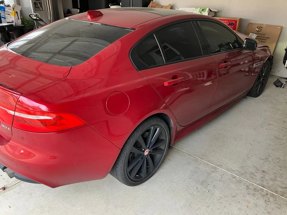 2018 Jaguar XE - Image 6 of 6