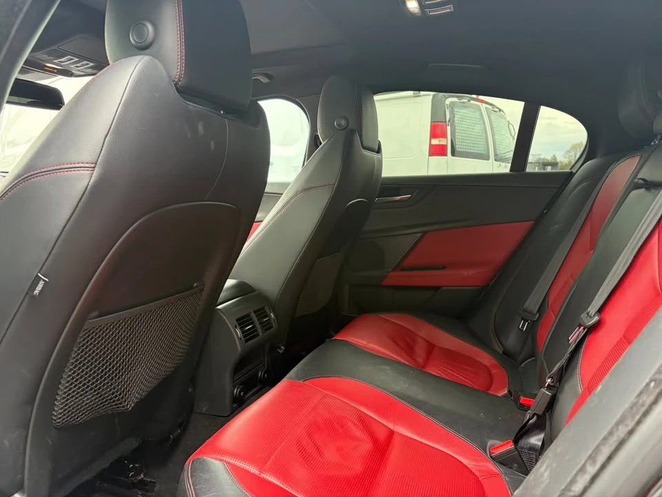 2018 Jaguar XE - Image 8 of 16