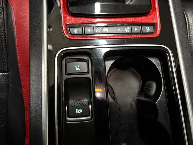 2018 Jaguar XE - Image 20 of 20