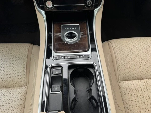 2018 Jaguar X260 XF - Image 14 of 20