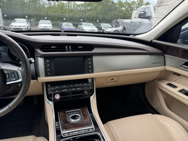 2018 Jaguar X260 XF - Image 11 of 20