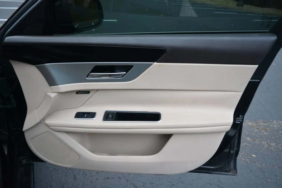 2018 Jaguar X260 XF - Image 13 of 20