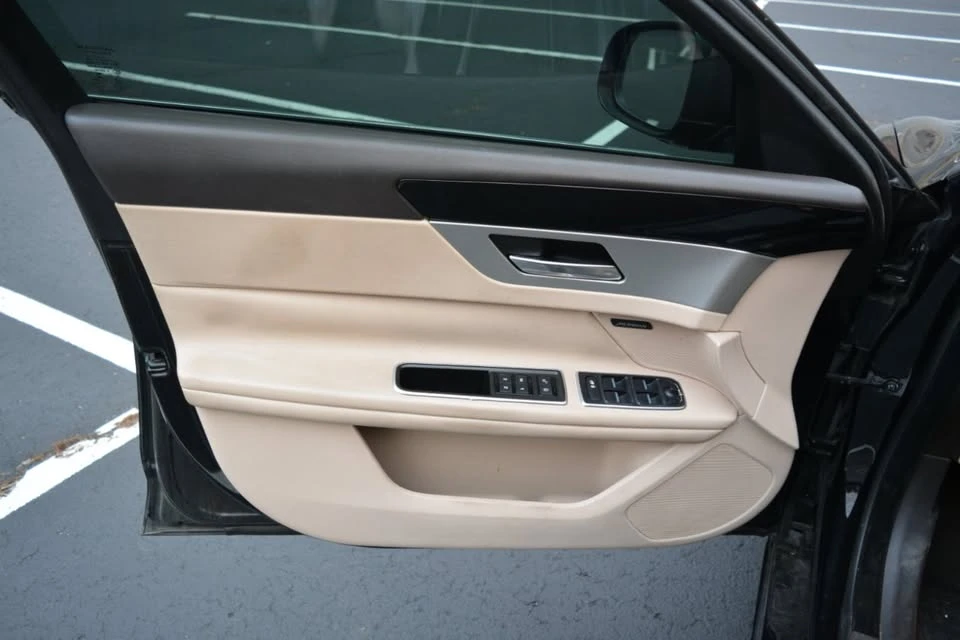2018 Jaguar X260 XF - Image 7 of 20