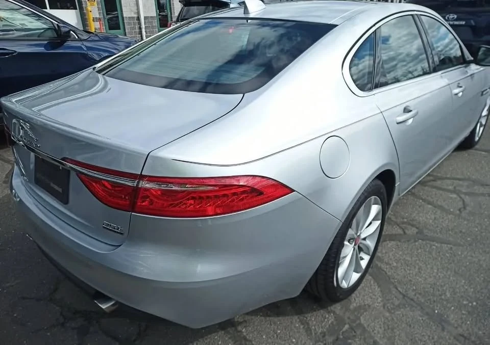 2018 Jaguar X260 XF - Image 2 of 3