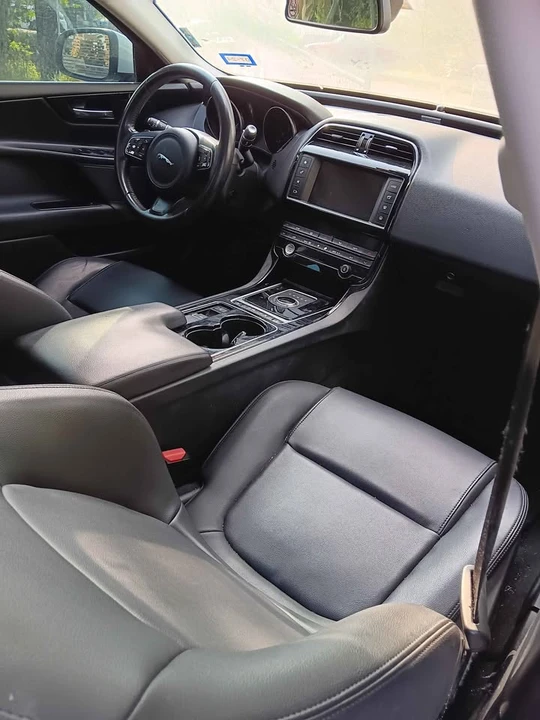 2018 Jaguar X260 XF - Image 4 of 10
