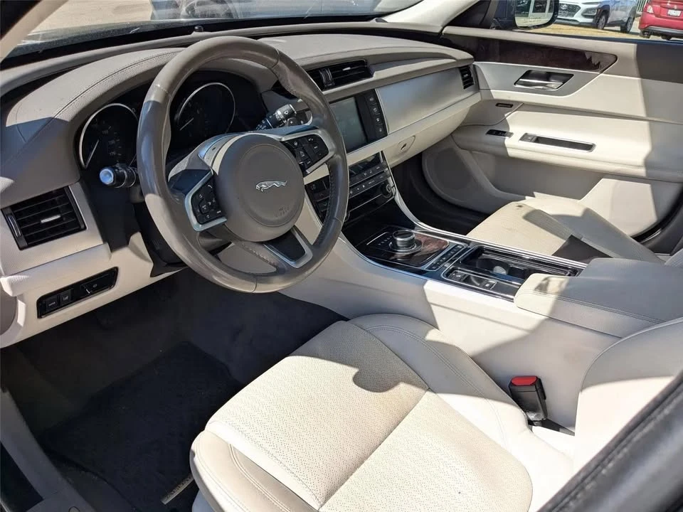 2018 Jaguar X260 XF - Image 3 of 4