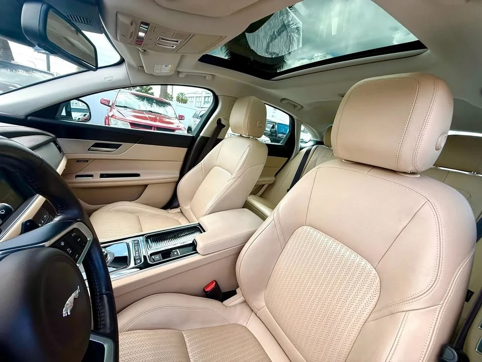 2018 Jaguar X260 XF - Image 15 of 20
