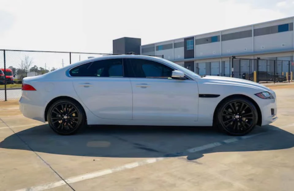 2018 Jaguar X260 XF - Image 14 of 18