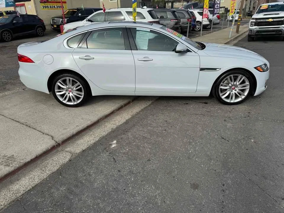 2018 Jaguar X260 XF - Image 4 of 9