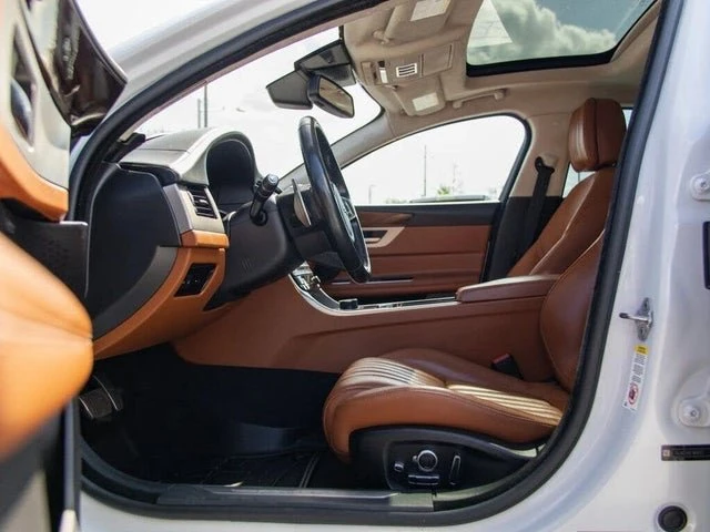 2018 Jaguar X260 XF - Image 18 of 20