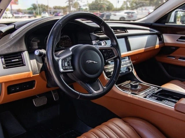 2018 Jaguar X260 XF - Image 16 of 20