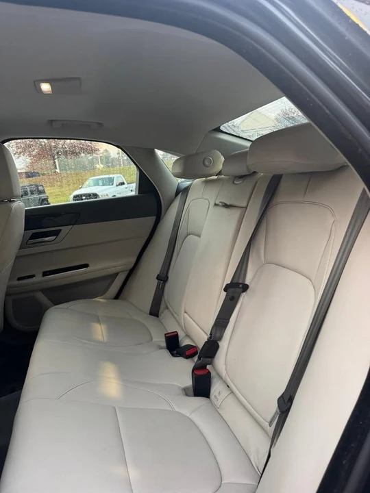 2018 Jaguar X260 XF - Image 11 of 17