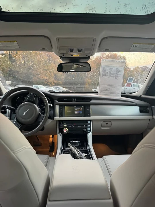 2018 Jaguar X260 XF - Image 6 of 17