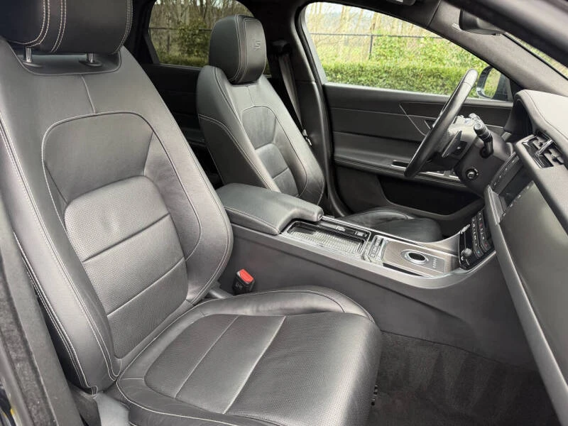 2018 Jaguar X260 XF - Image 19 of 20