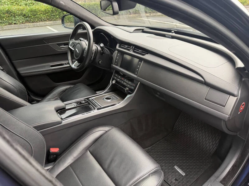 2018 Jaguar X260 XF - Image 17 of 20