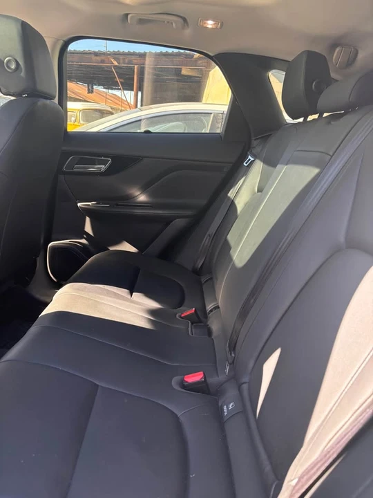 2018 Jaguar X260 XF - Image 8 of 12