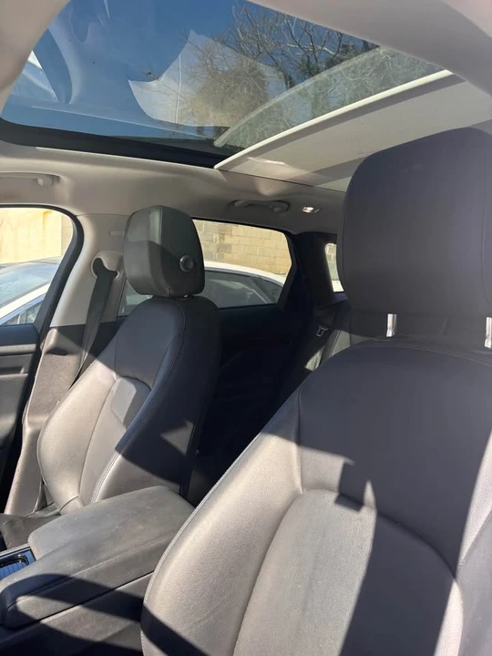 2018 Jaguar X260 XF - Image 7 of 12