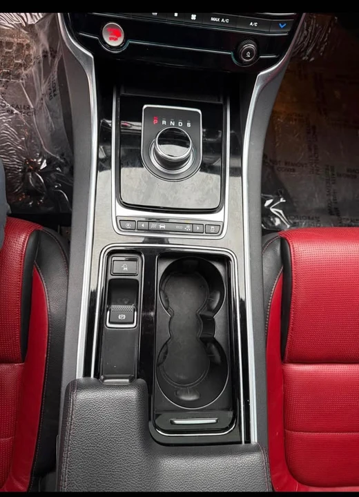 2018 Jaguar X260 XF - Image 11 of 12