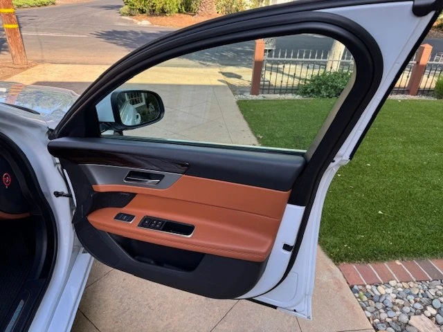 2018 Jaguar X260 XF - Image 14 of 14