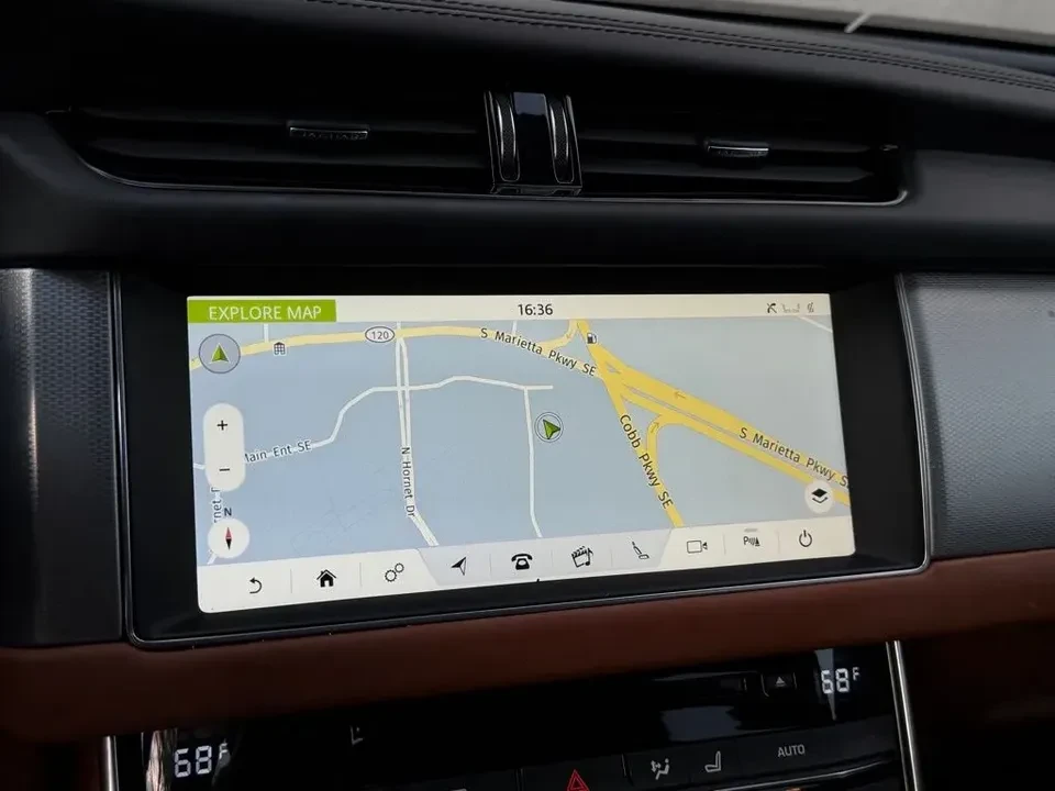 2018 Jaguar X260 XF - Image 16 of 19