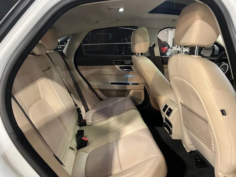 2018 Jaguar X260 XF - Image 14 of 15