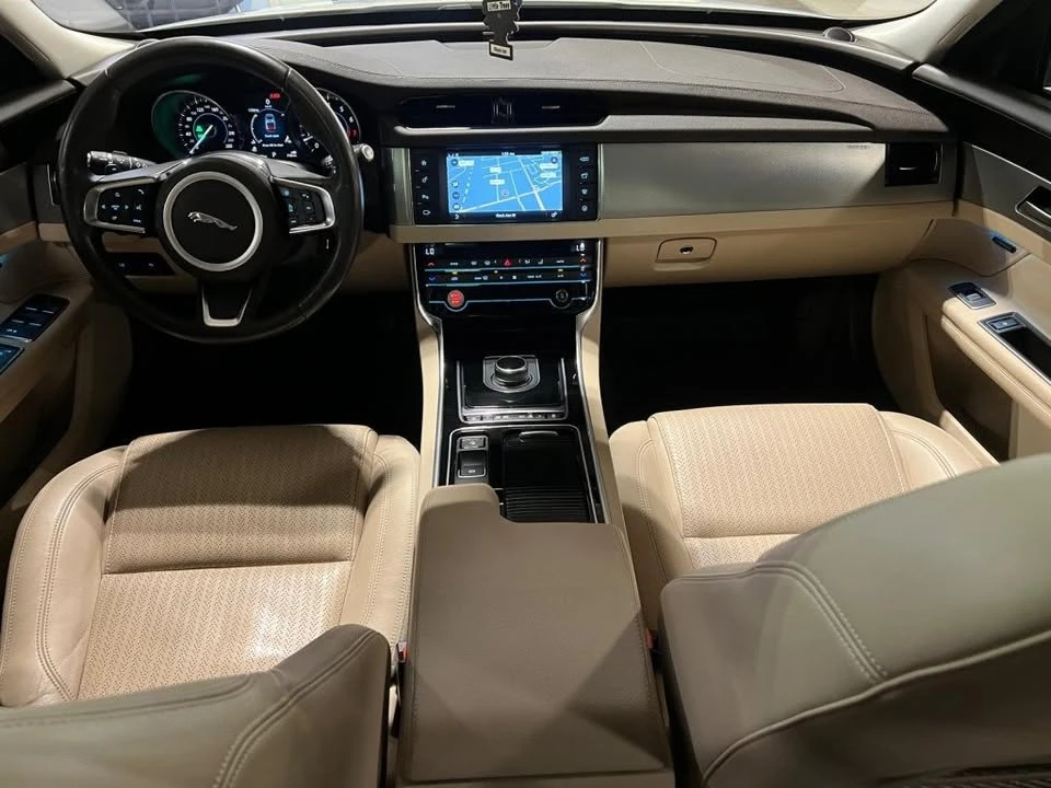 2018 Jaguar X260 XF - Image 10 of 15